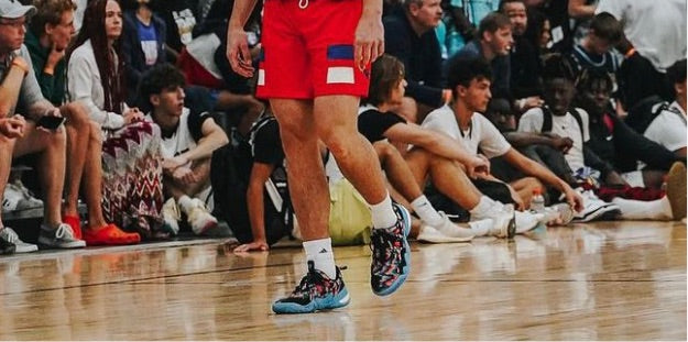 Throw up game shoes signed game worn